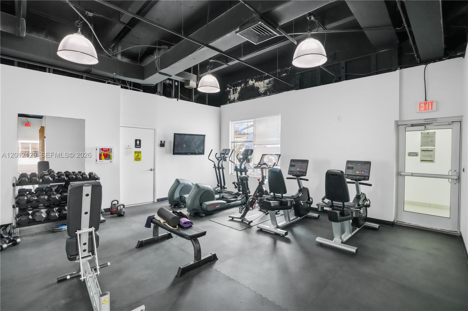 AQUARIUS CONDO - Residential