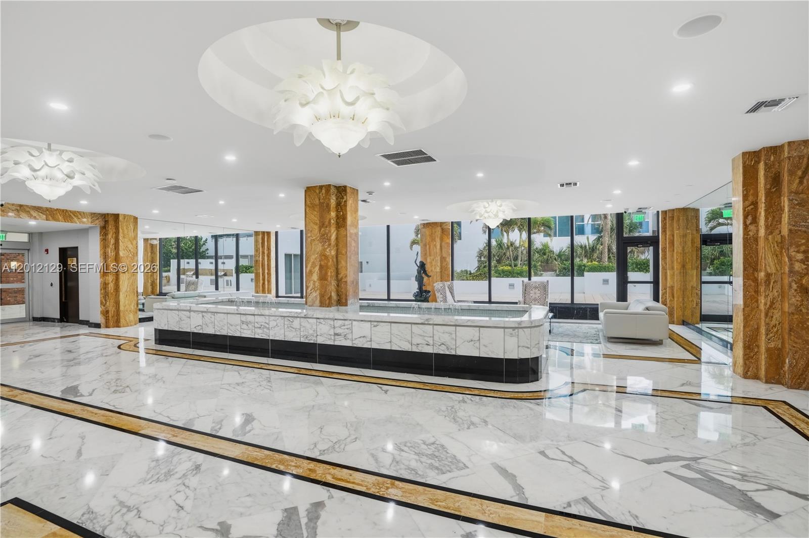 AQUARIUS CONDO - Residential