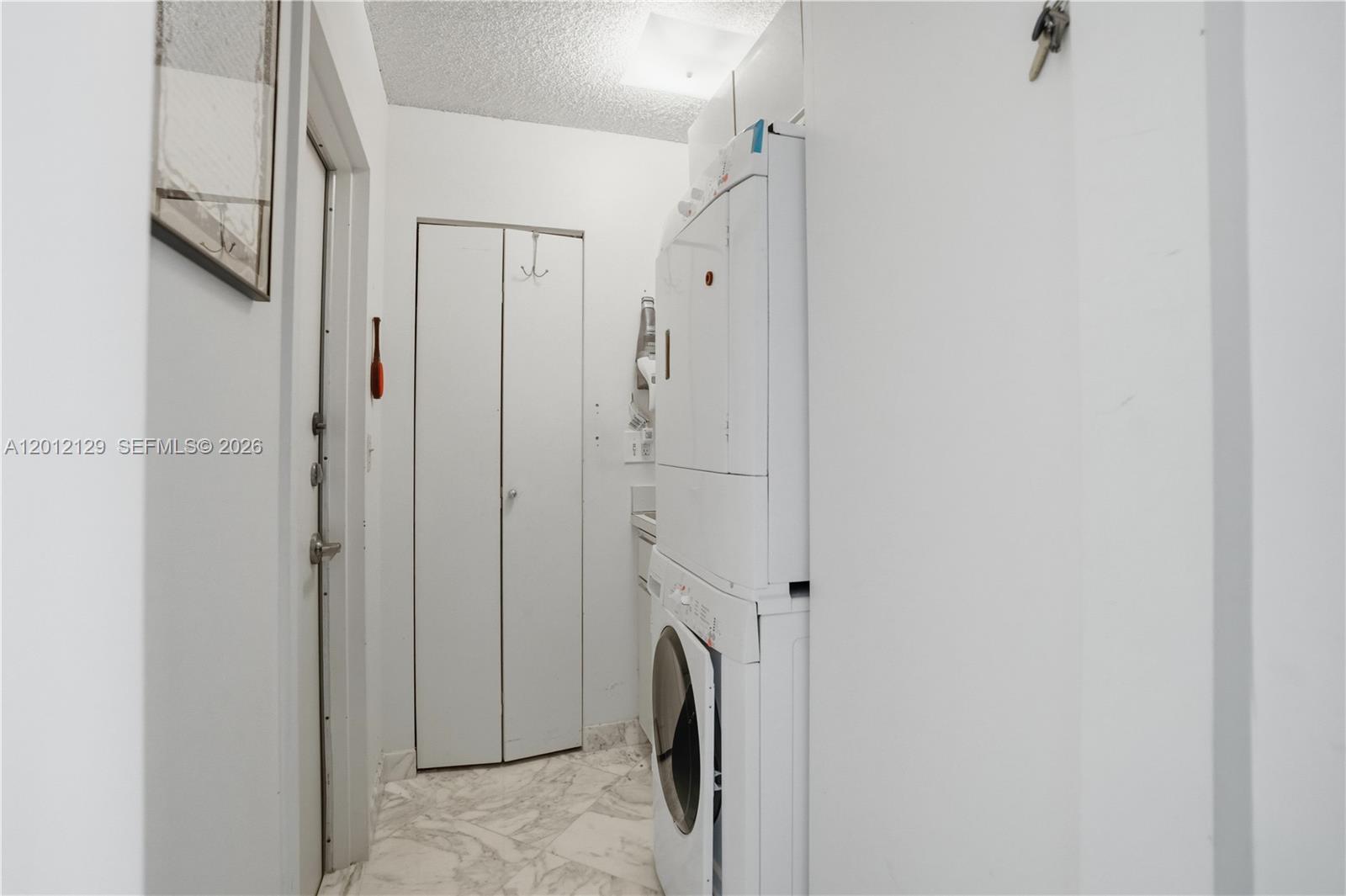 AQUARIUS CONDO - Residential
