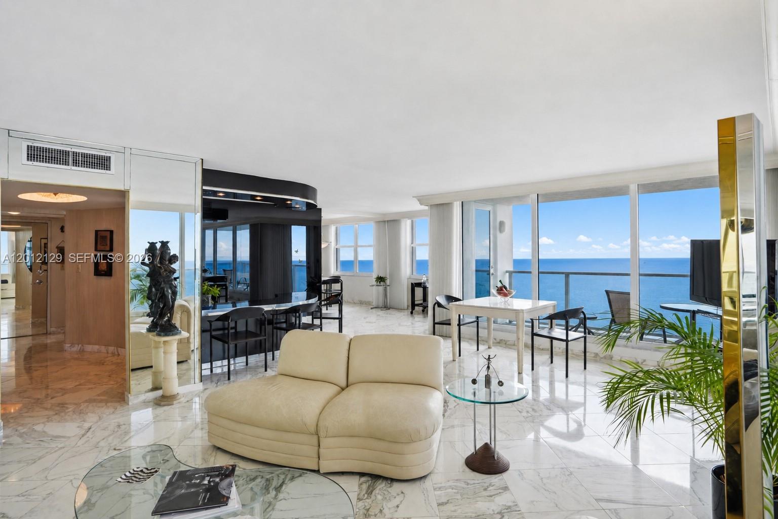 AQUARIUS CONDO - Residential