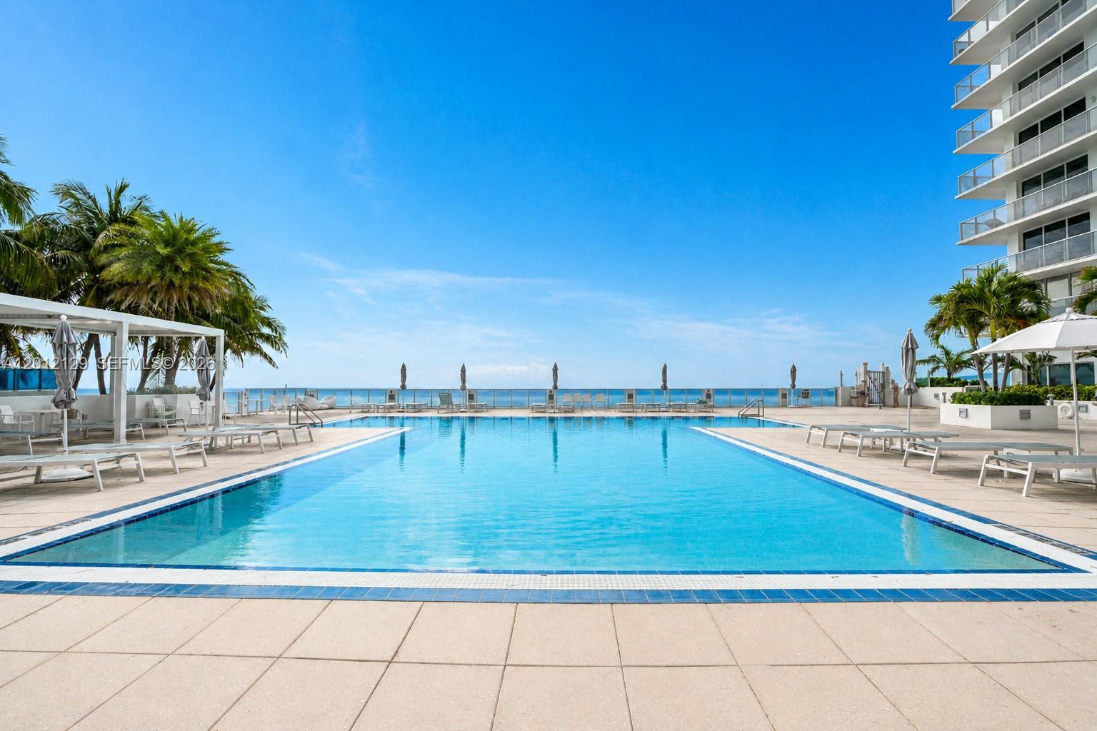 AQUARIUS CONDO - Residential