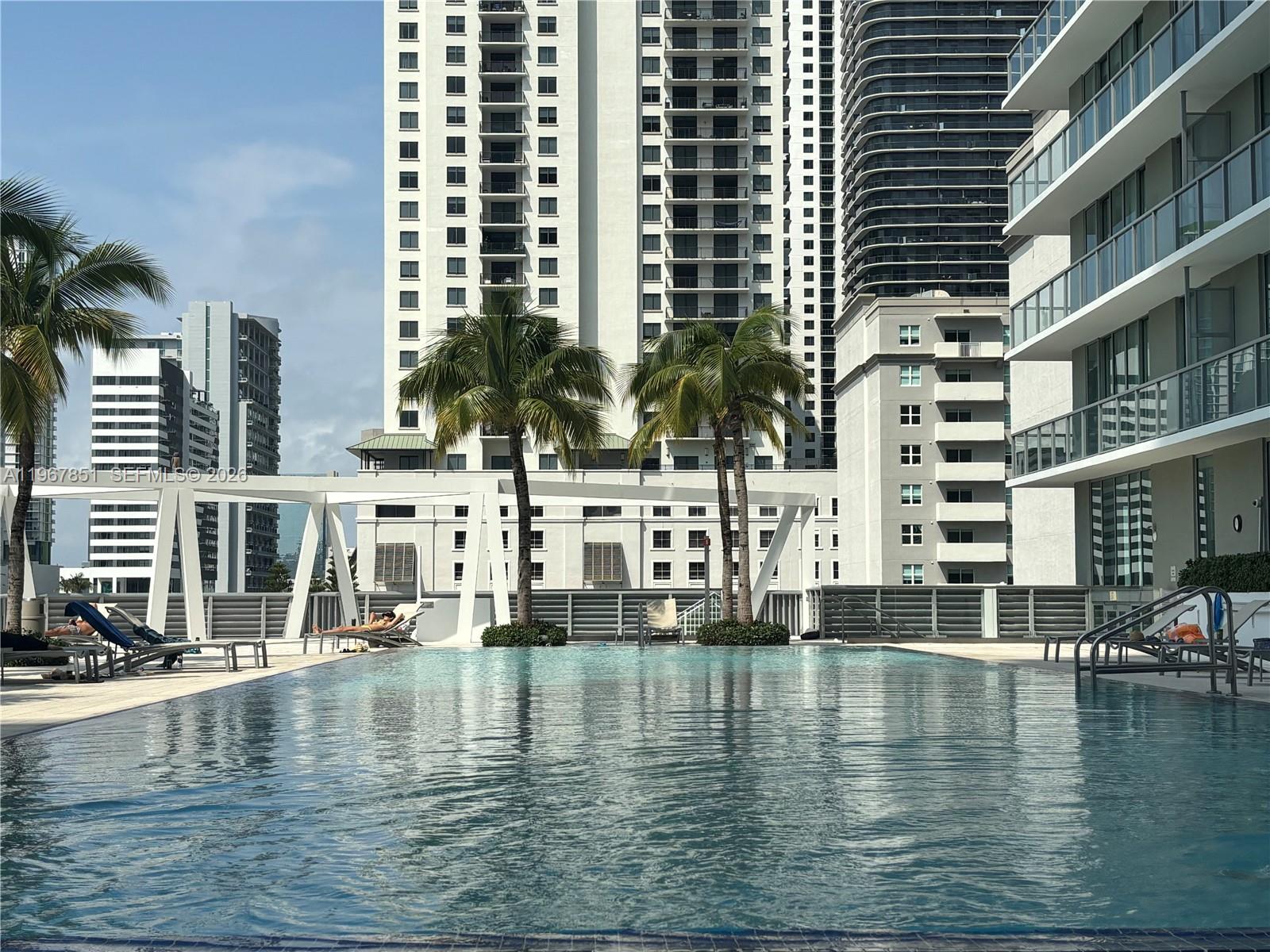 THE AXIS ON BRICKELL CONDA - Residential