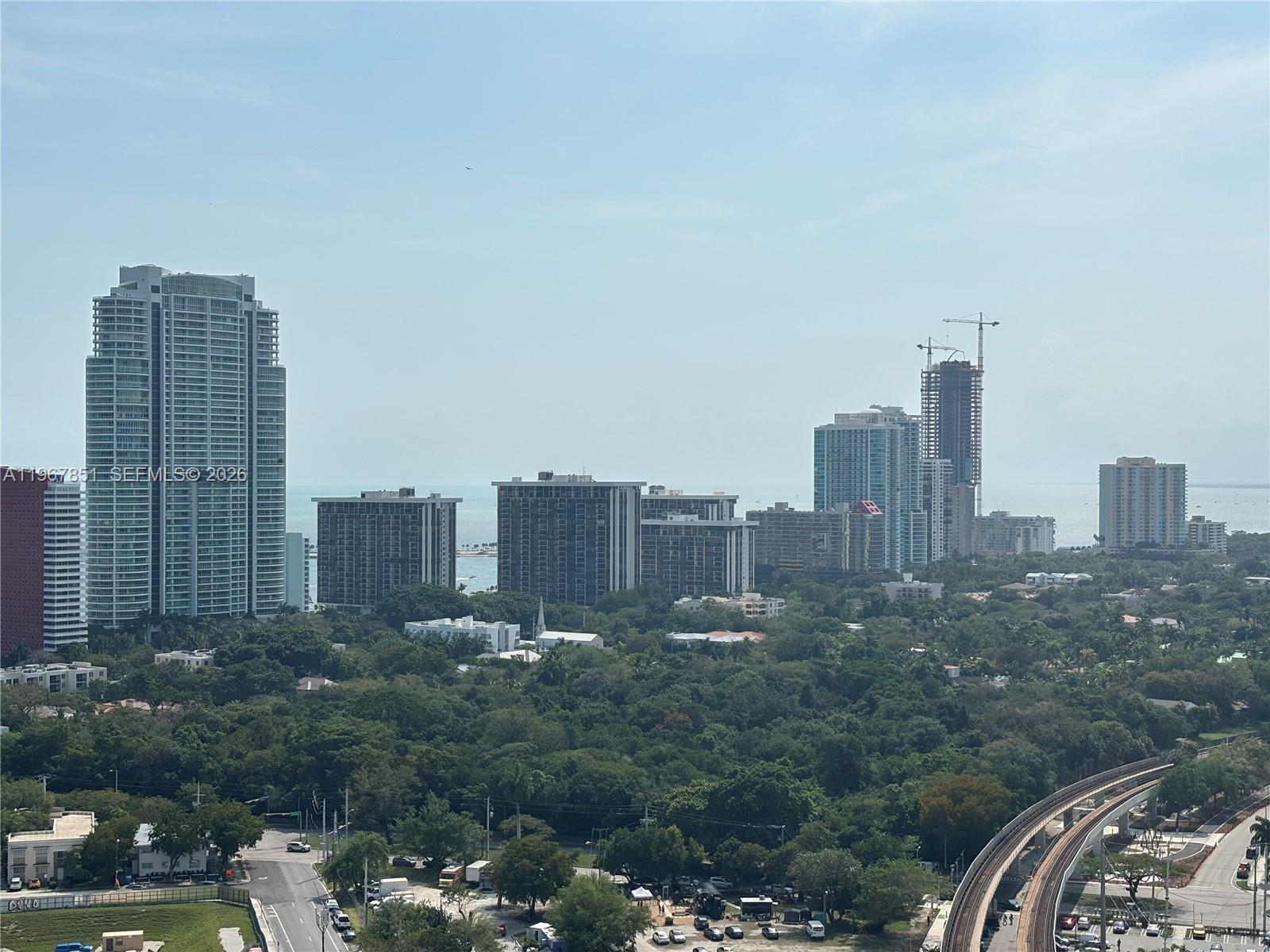 THE AXIS ON BRICKELL CONDA - Residential