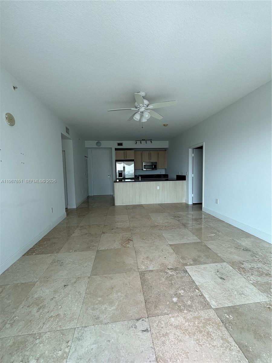THE AXIS ON BRICKELL CONDA - Residential