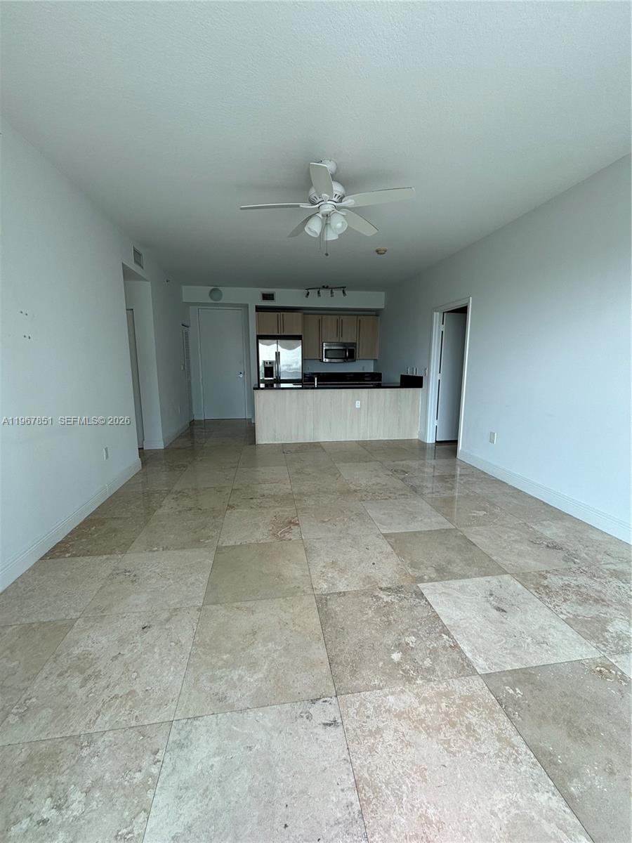 THE AXIS ON BRICKELL CONDA - Residential
