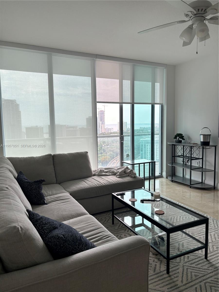THE AXIS ON BRICKELL CONDA - Residential