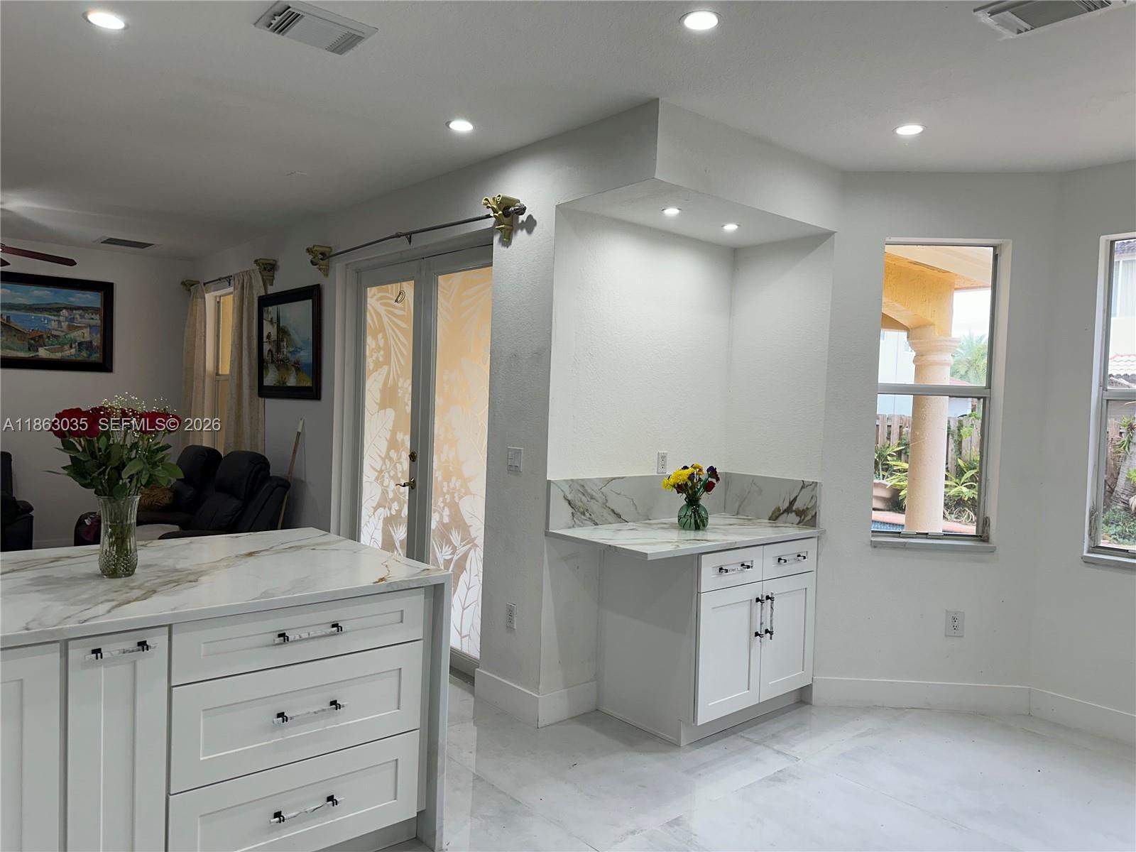 PETES PLACE - Residential