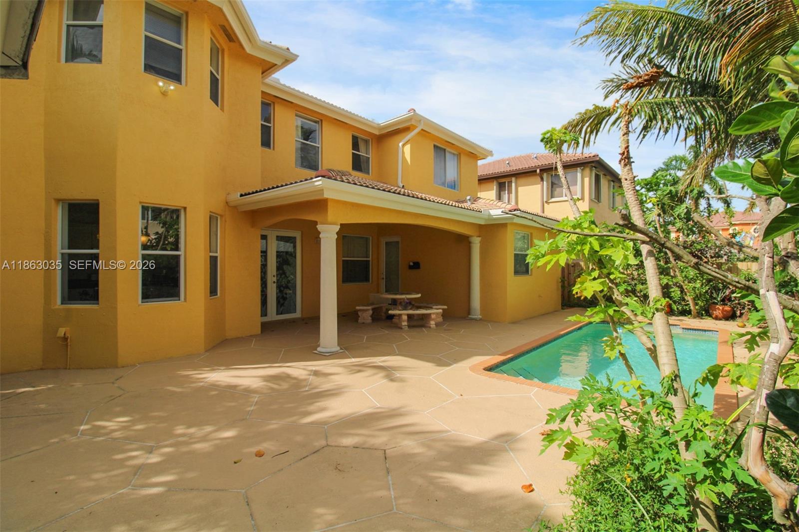PETES PLACE - Residential