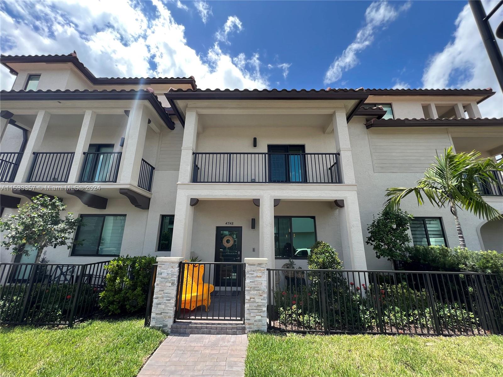 Urbana at Doral - Residential
