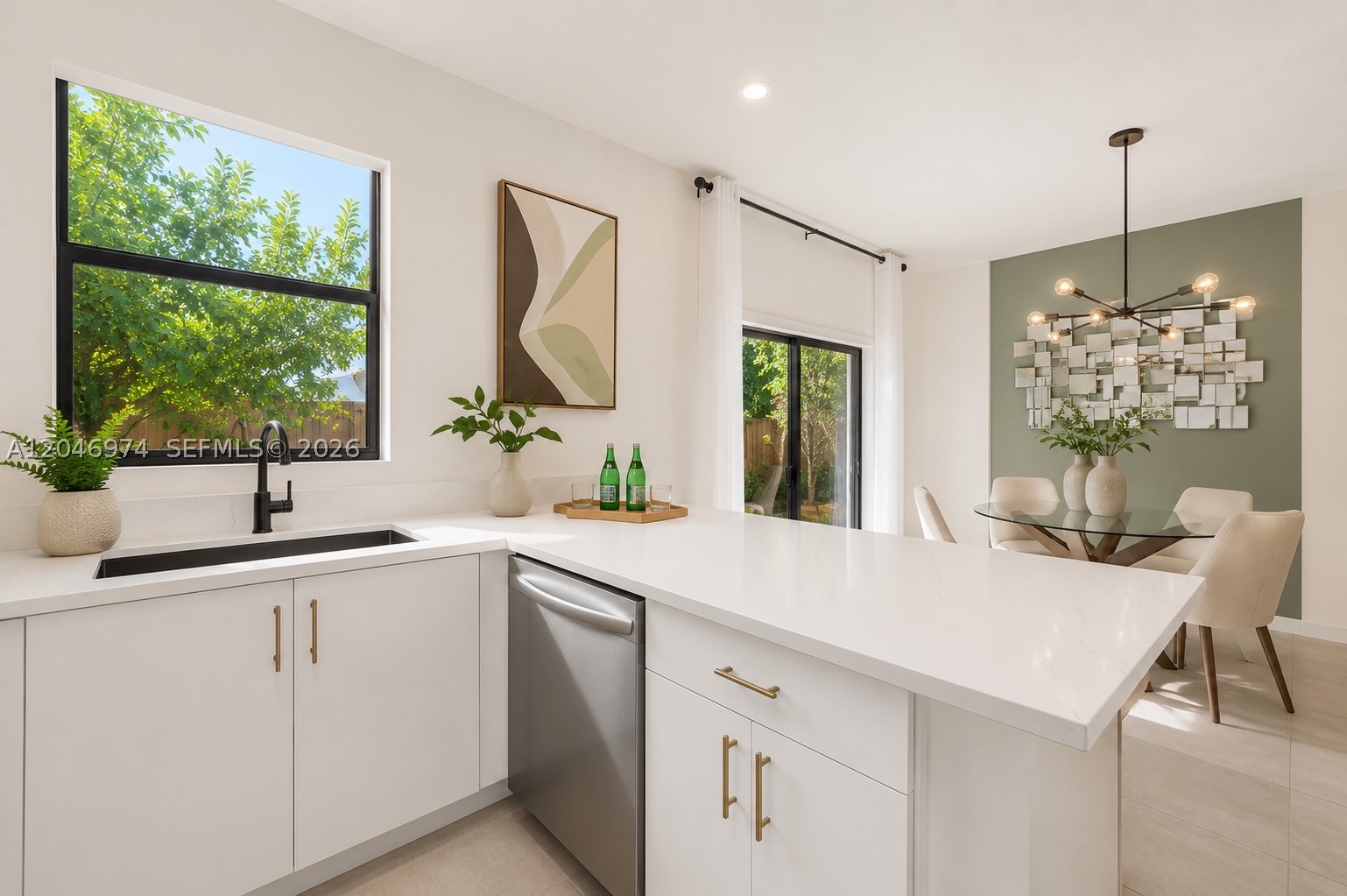KENDALL ASSEMBLAGE SOUTH - Residential