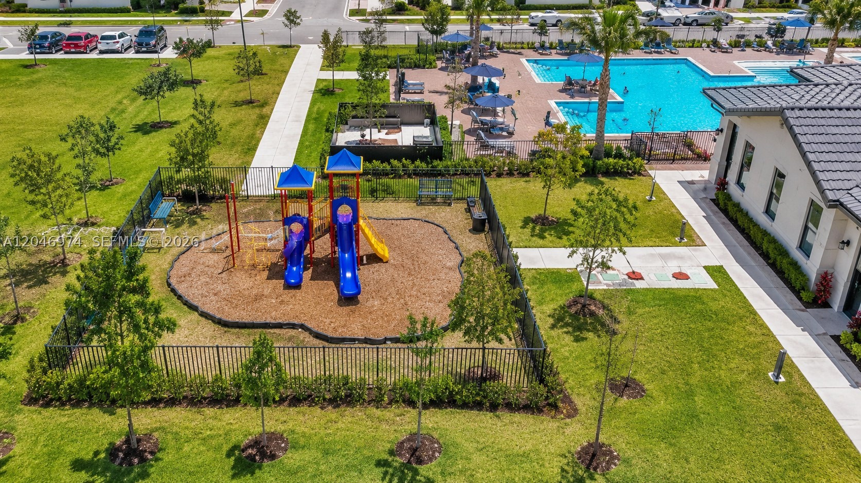 KENDALL ASSEMBLAGE SOUTH - Residential