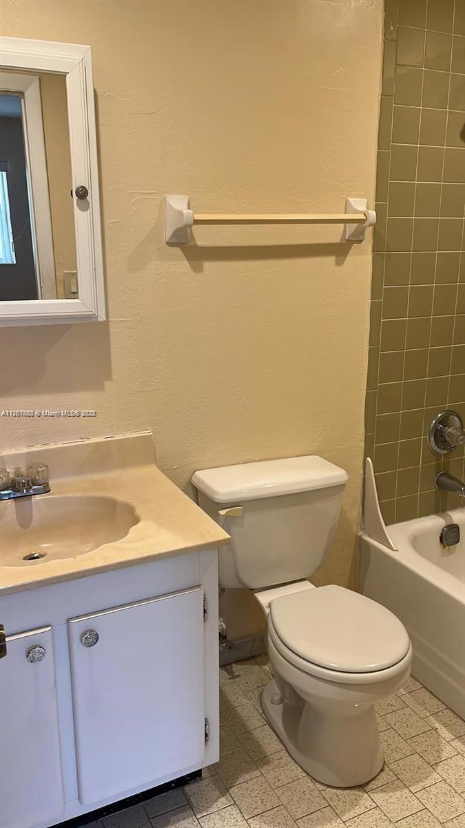 VERSAILLES GARDENS CONDO - Residential