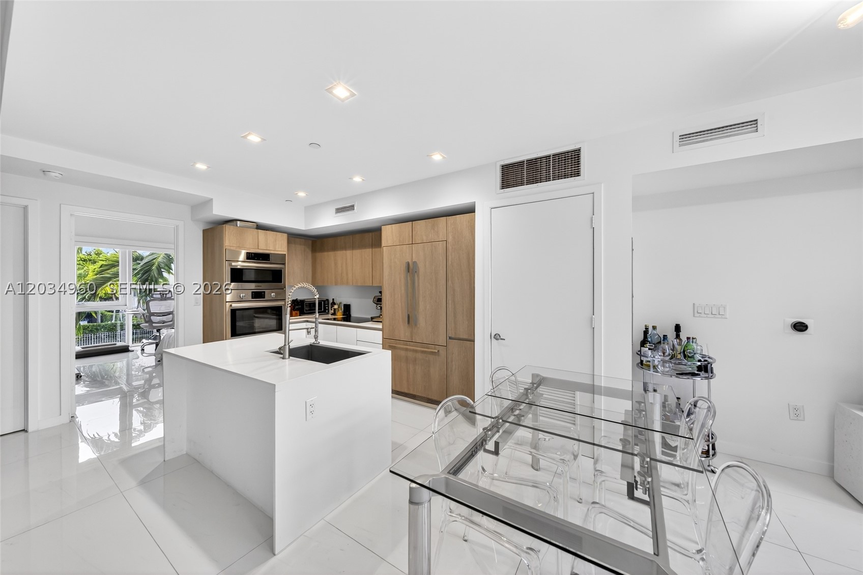 One Bay Residences - Residential