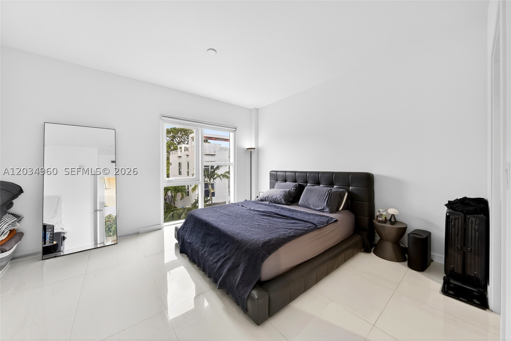 One Bay Residences - Residential