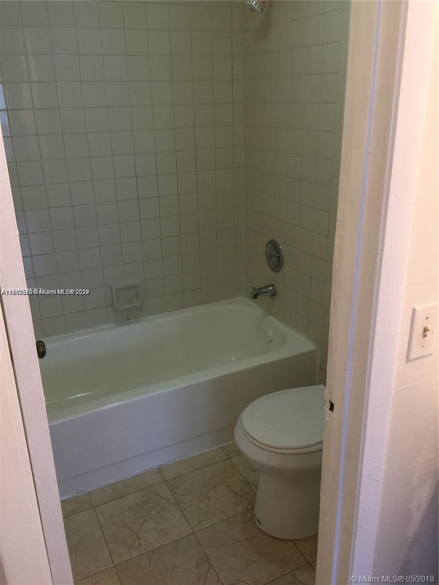 LAGO GRANDE CONDO THREE B - Residential Lease