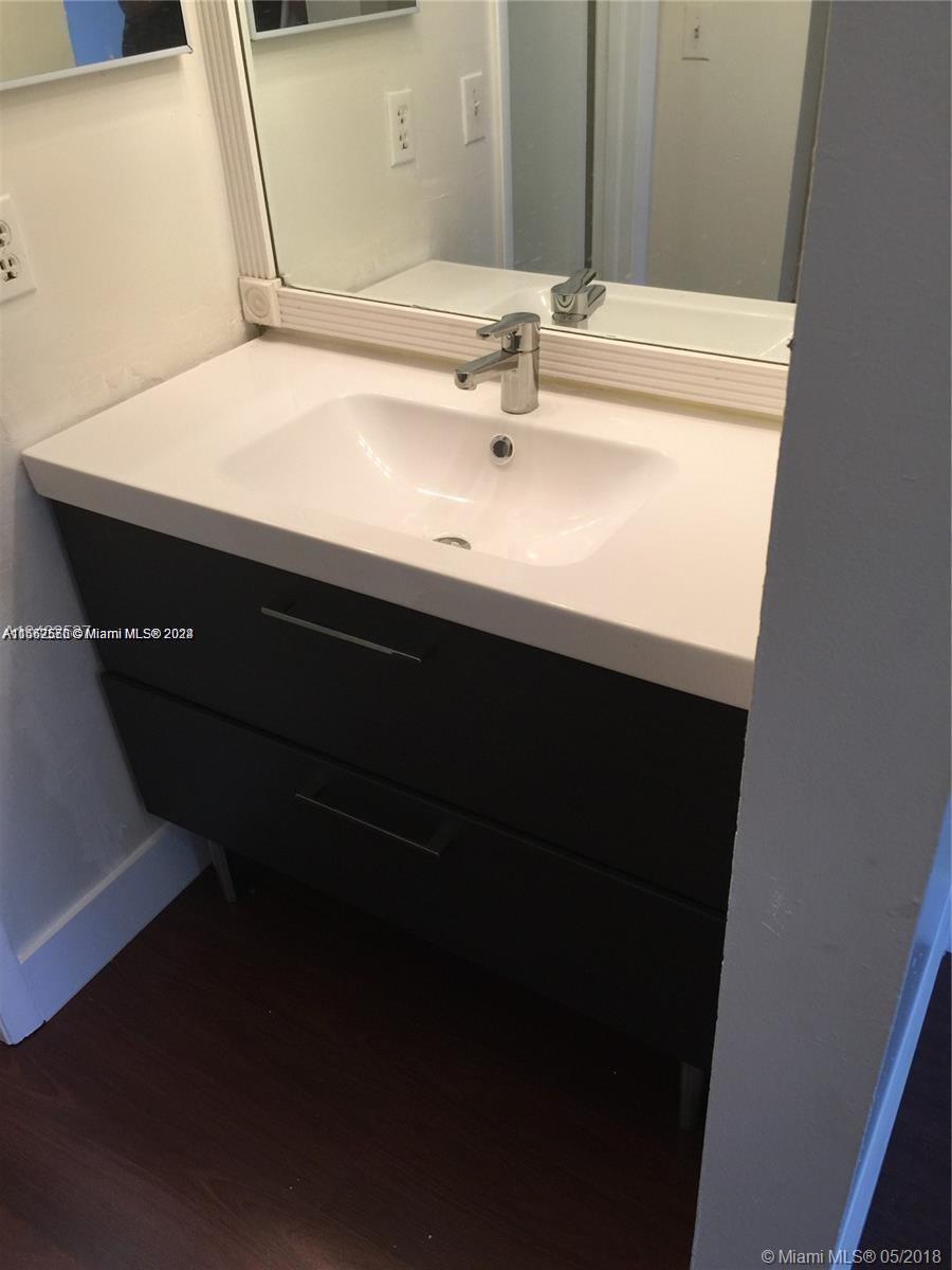 LAGO GRANDE CONDO THREE B - Residential Lease