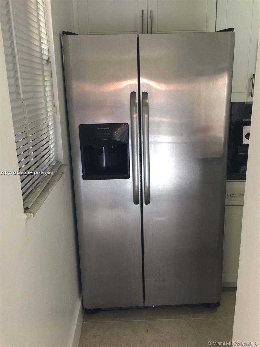 LAGO GRANDE CONDO THREE B - Residential Lease