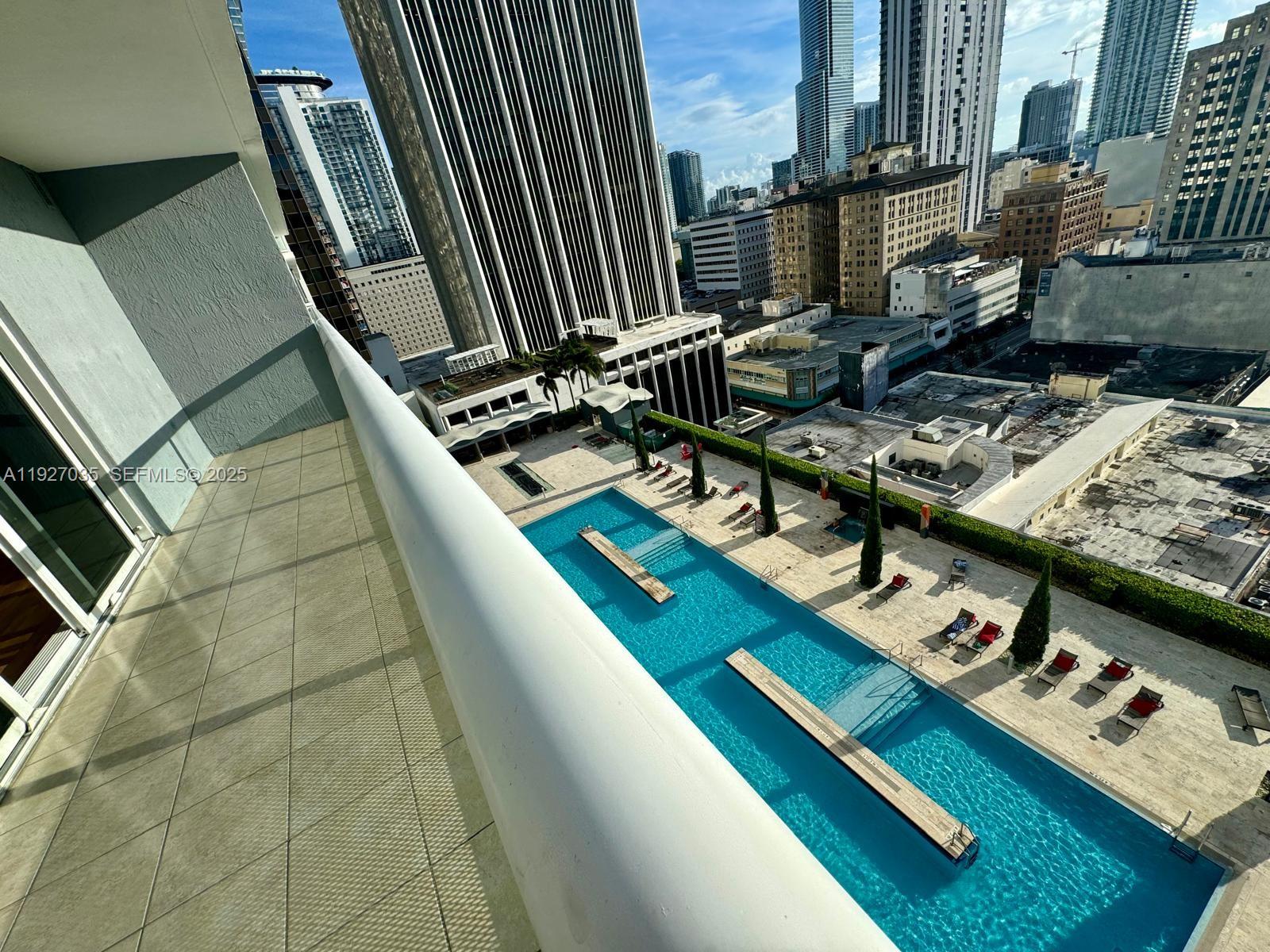 50 BISCAYNE CONDO - Residential