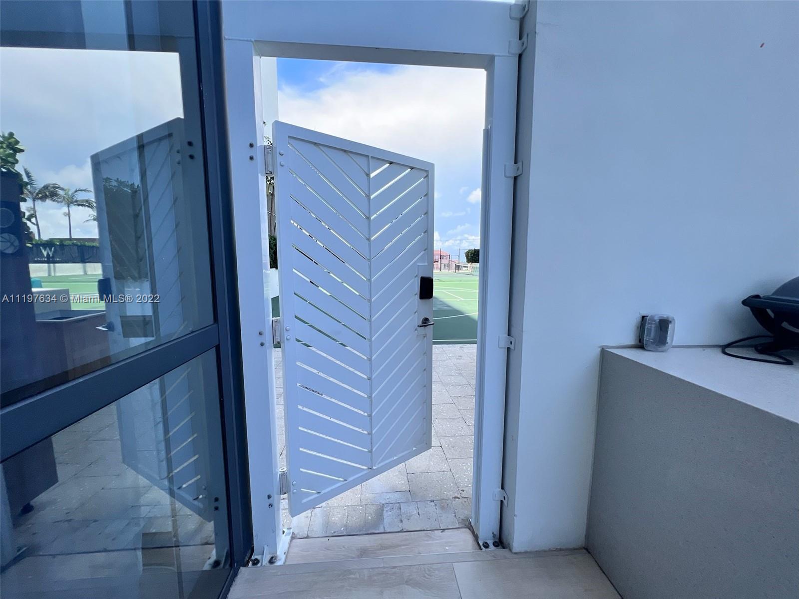 2201 COLLINS AVE CONDO - Residential