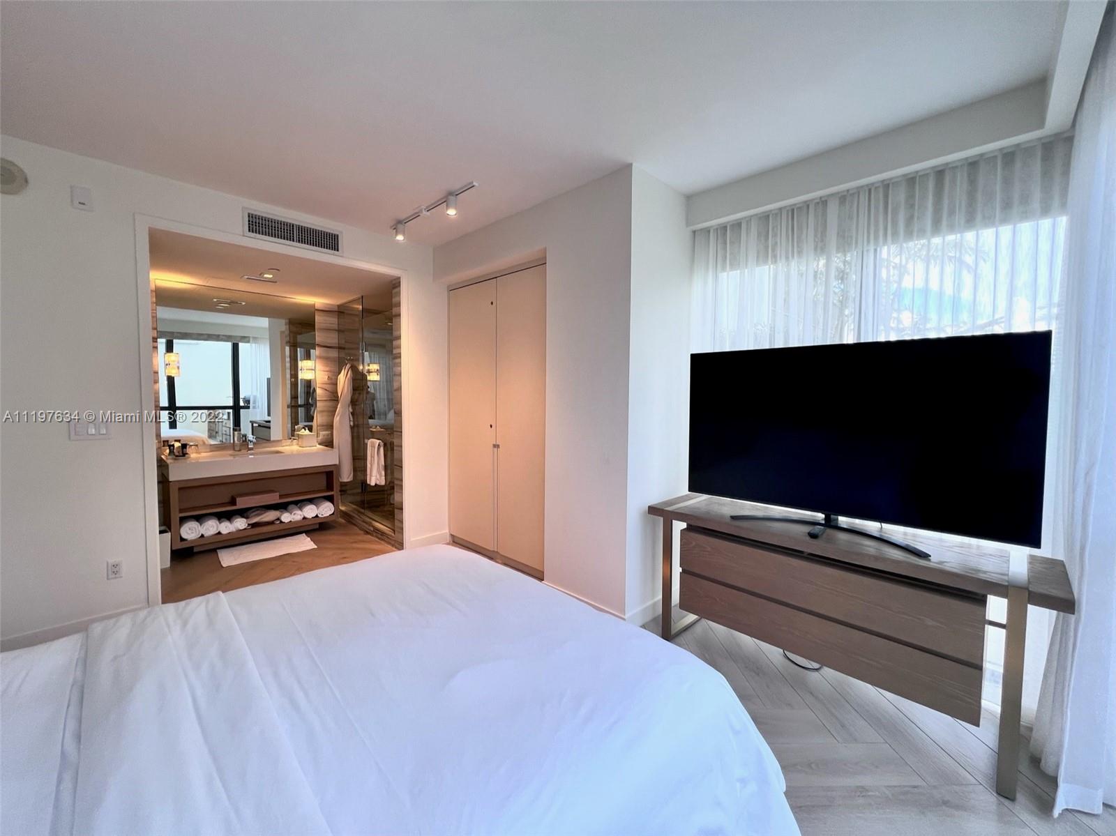 2201 COLLINS AVE CONDO - Residential