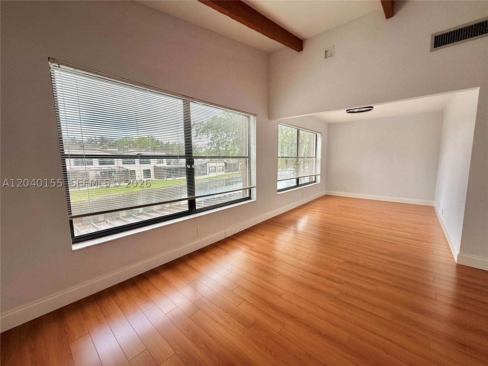TRELLISES 4A CONDO - Residential Lease