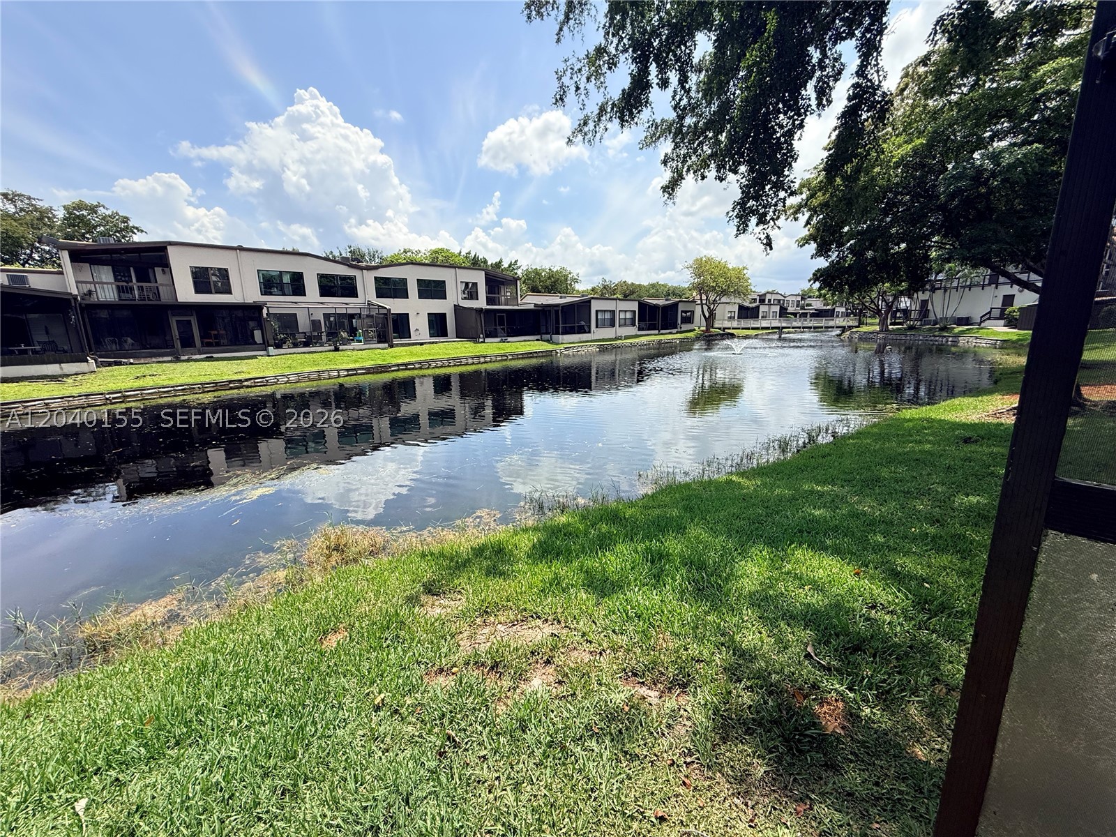 TRELLISES 4A CONDO - Residential Lease