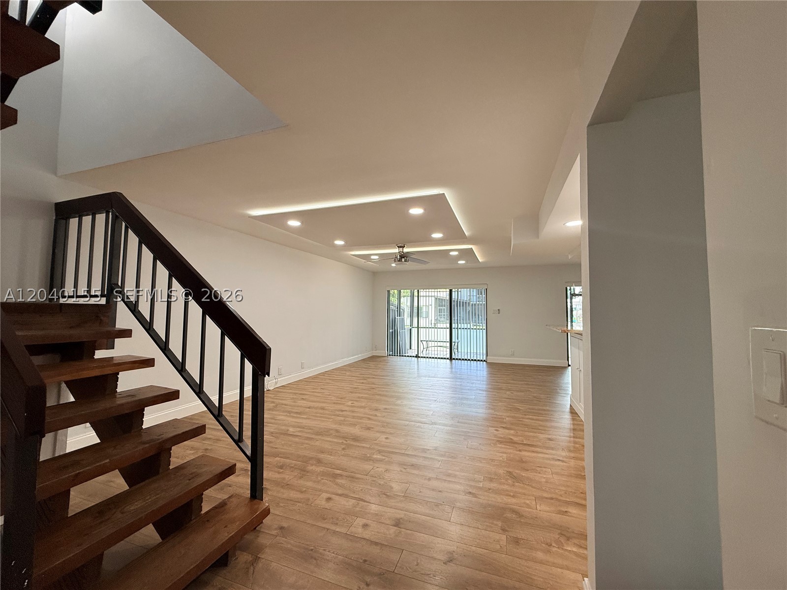 TRELLISES 4A CONDO - Residential Lease