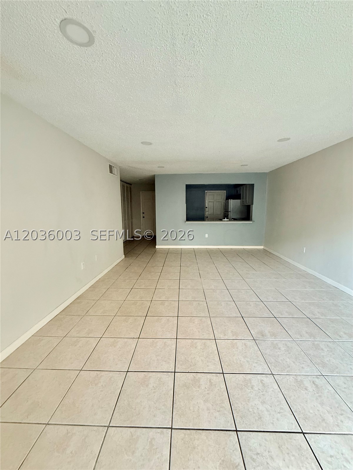 WOODSIDE IN KENDALL CONDO - Residential