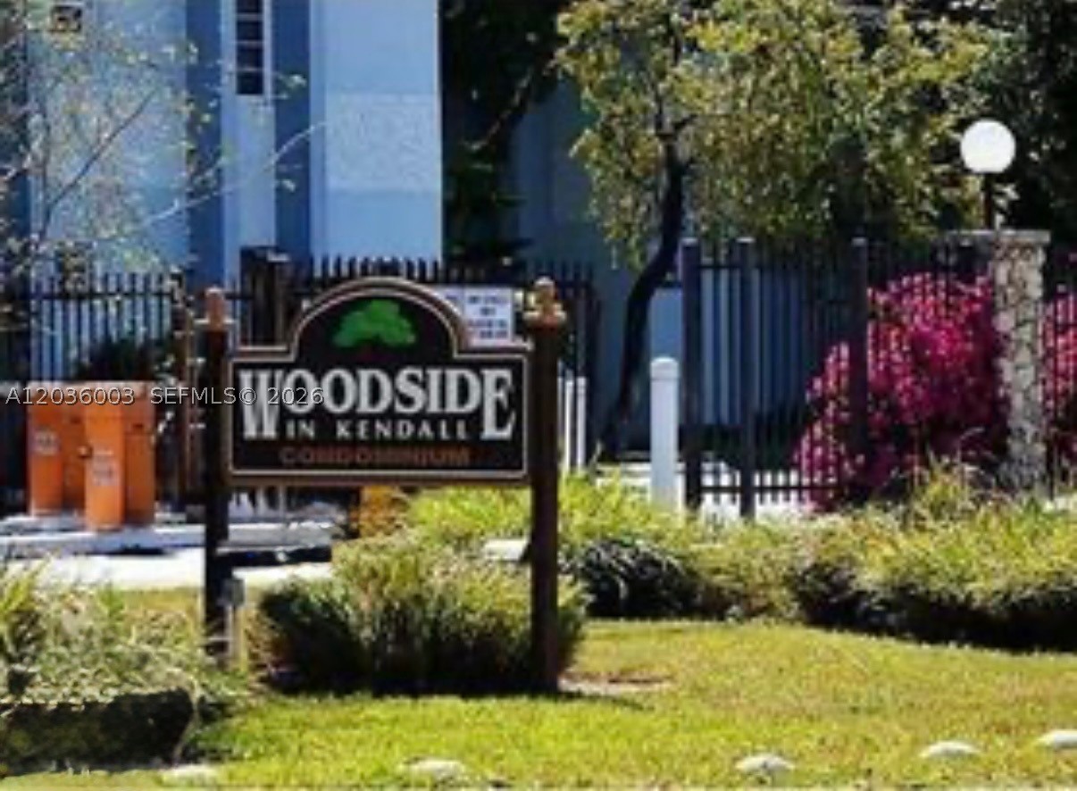 WOODSIDE IN KENDALL CONDO - Residential
