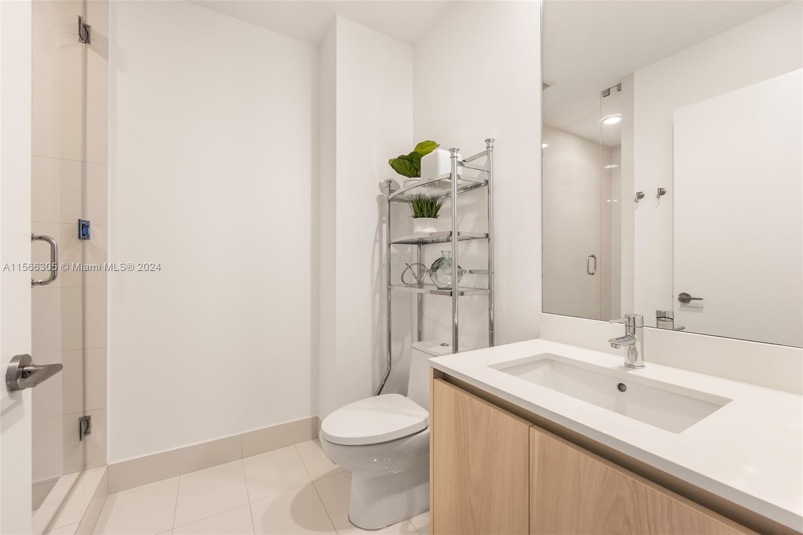 GRAN PARAISO CONDO - Residential Lease