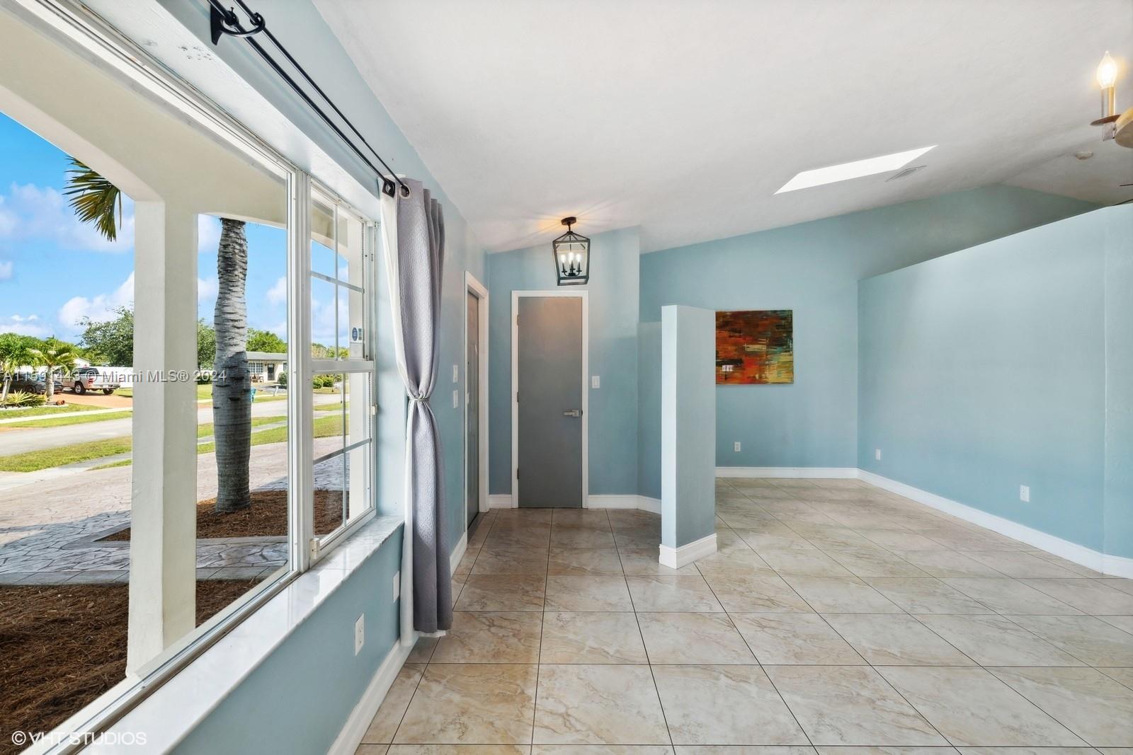 UNIVERSAL ESTATES SOUTH A - Residential