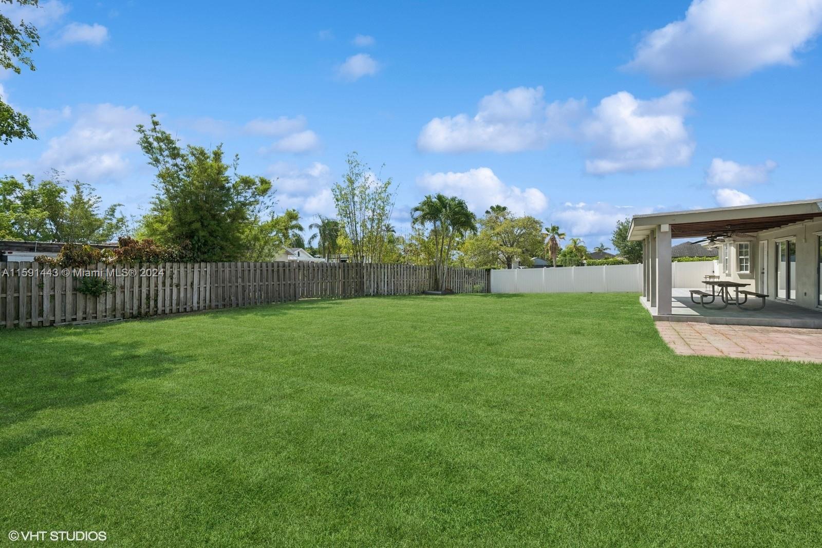 UNIVERSAL ESTATES SOUTH A - Residential