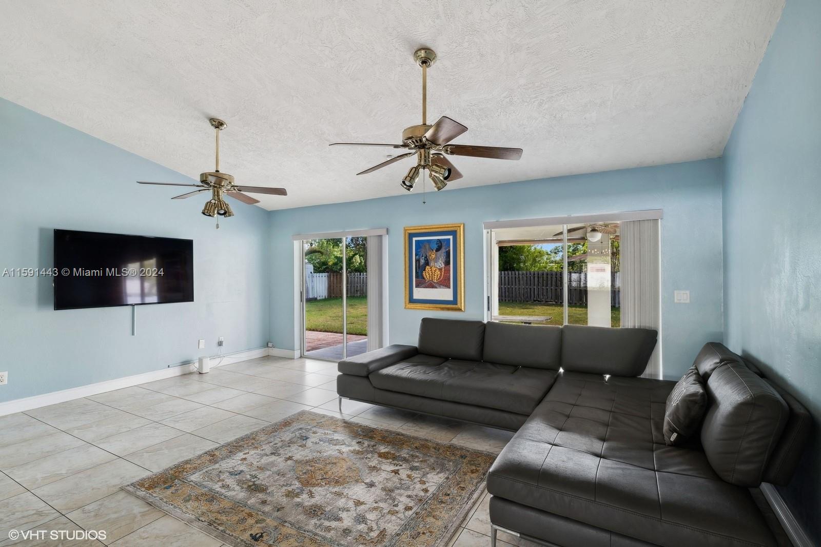 UNIVERSAL ESTATES SOUTH A - Residential