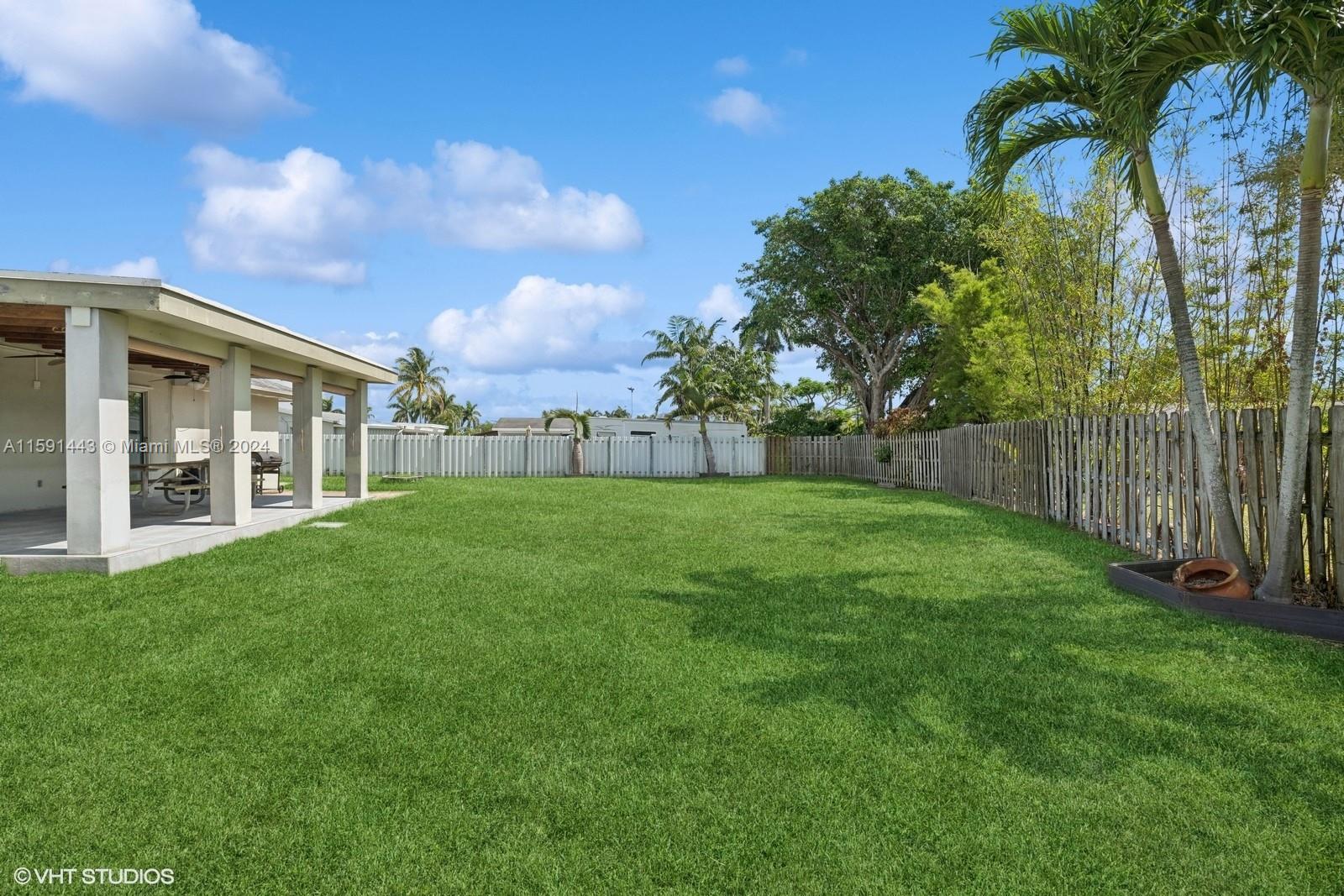 UNIVERSAL ESTATES SOUTH A - Residential