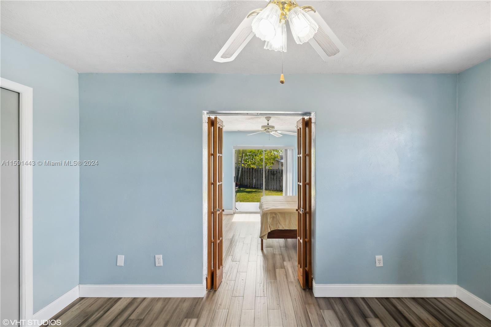 UNIVERSAL ESTATES SOUTH A - Residential