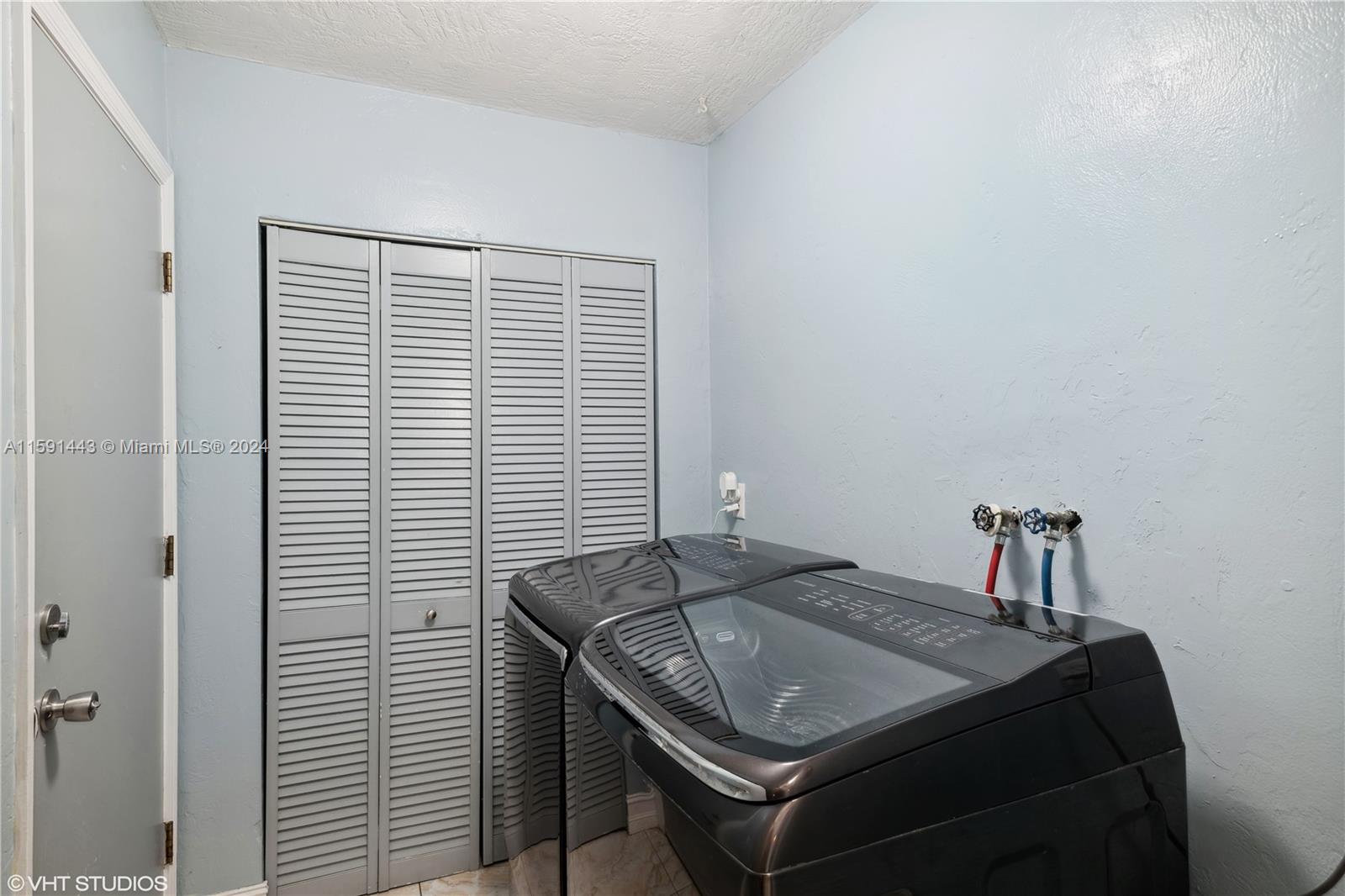 UNIVERSAL ESTATES SOUTH A - Residential