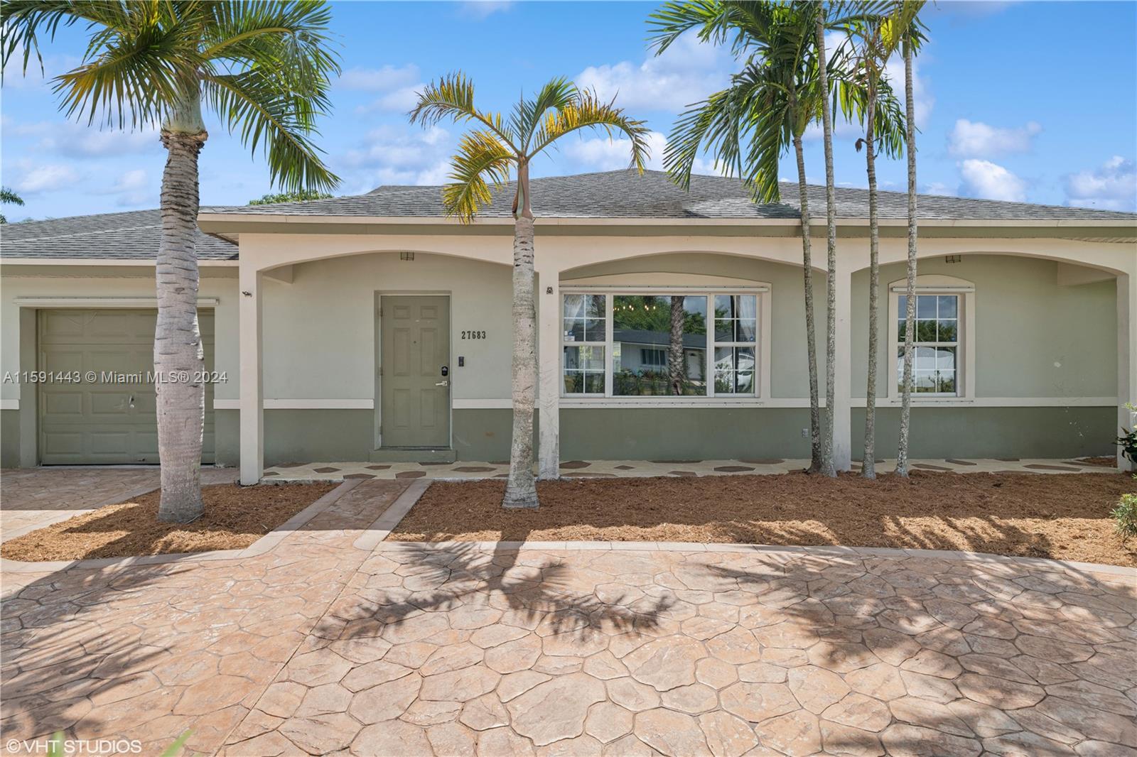 UNIVERSAL ESTATES SOUTH A - Residential