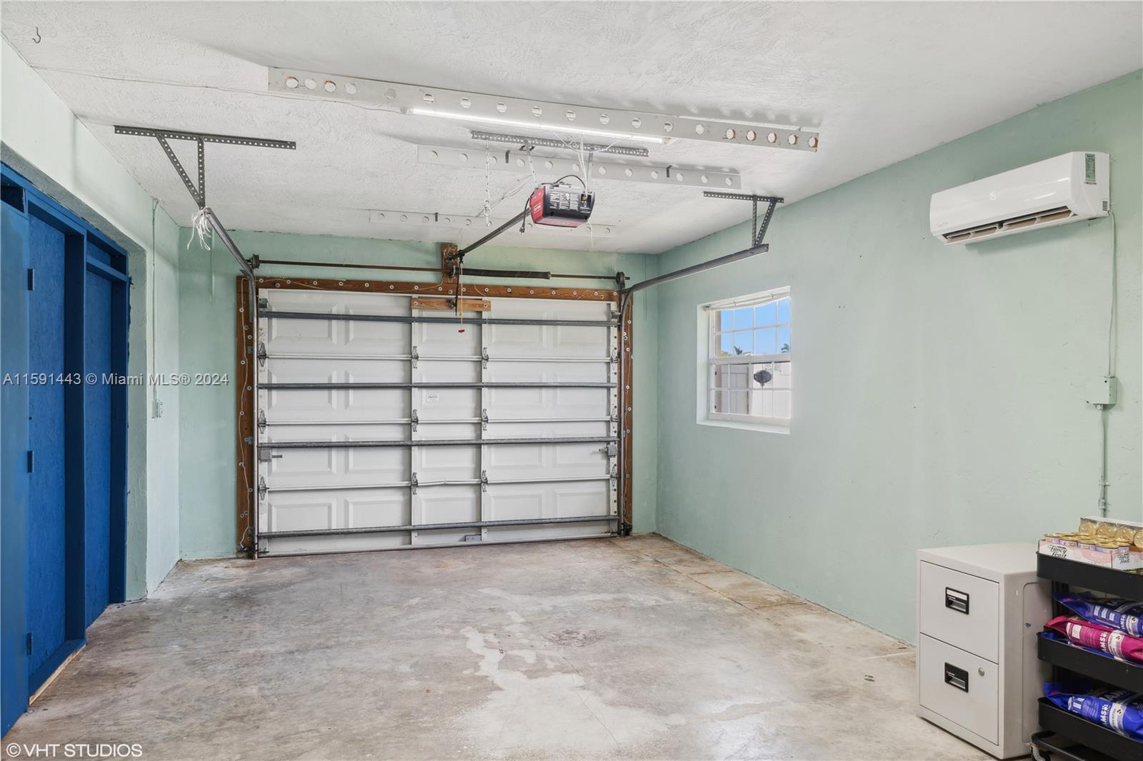 UNIVERSAL ESTATES SOUTH A - Residential