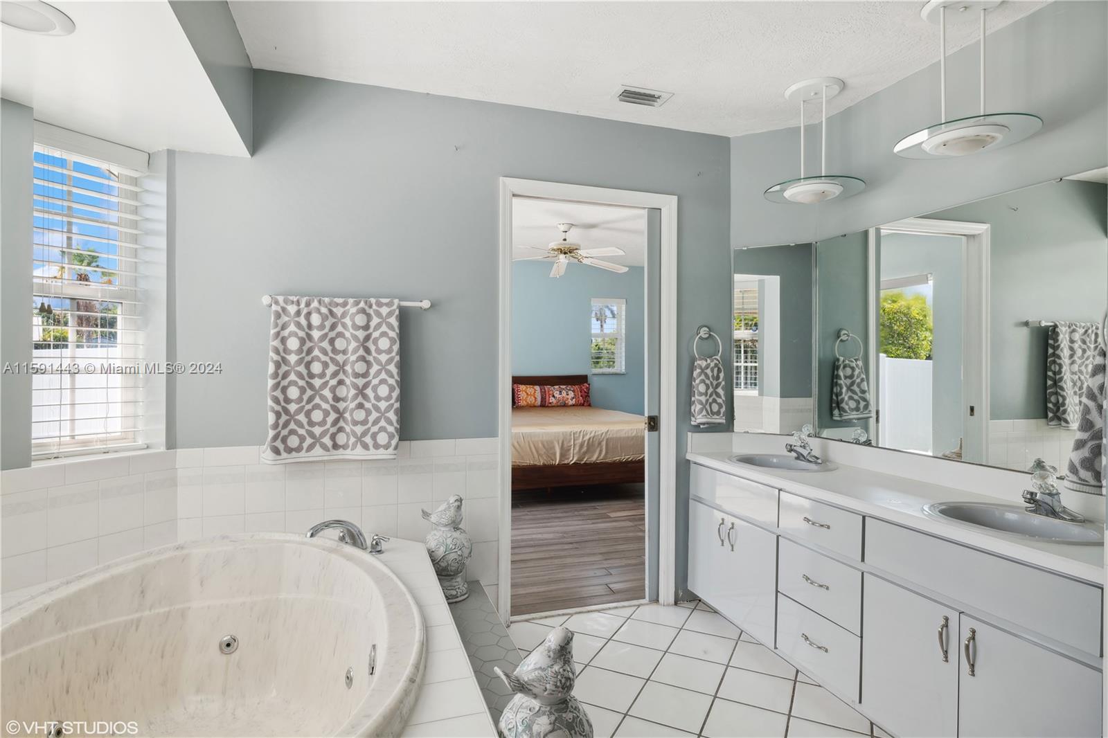 UNIVERSAL ESTATES SOUTH A - Residential