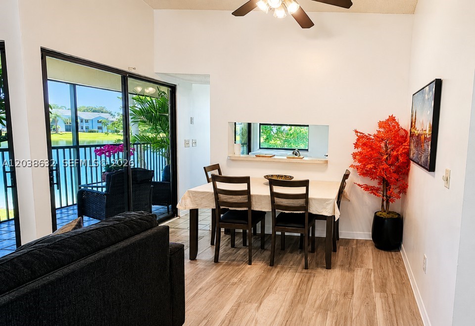 LAKESHORE CONDO 10 - Residential