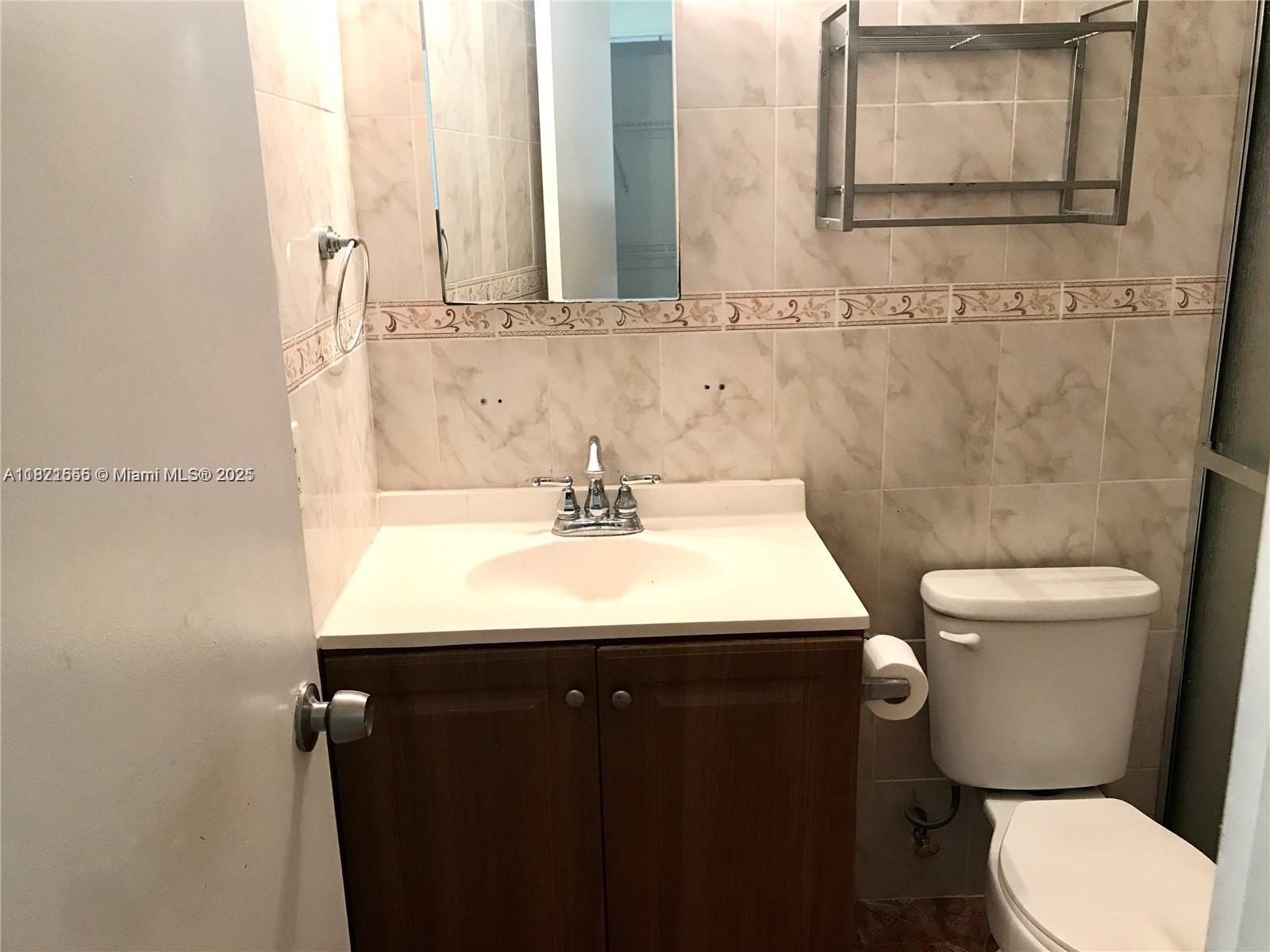 PLAZA TOWERS NORTH CONDO - Residential