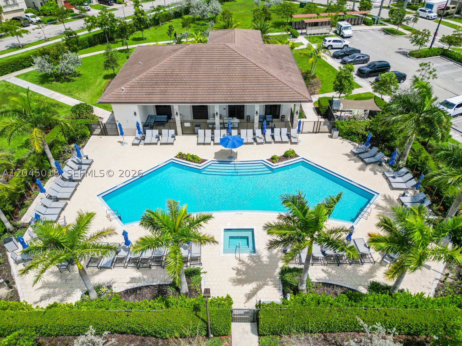 ENCLAVE SOUTH PHASE 2 - Residential