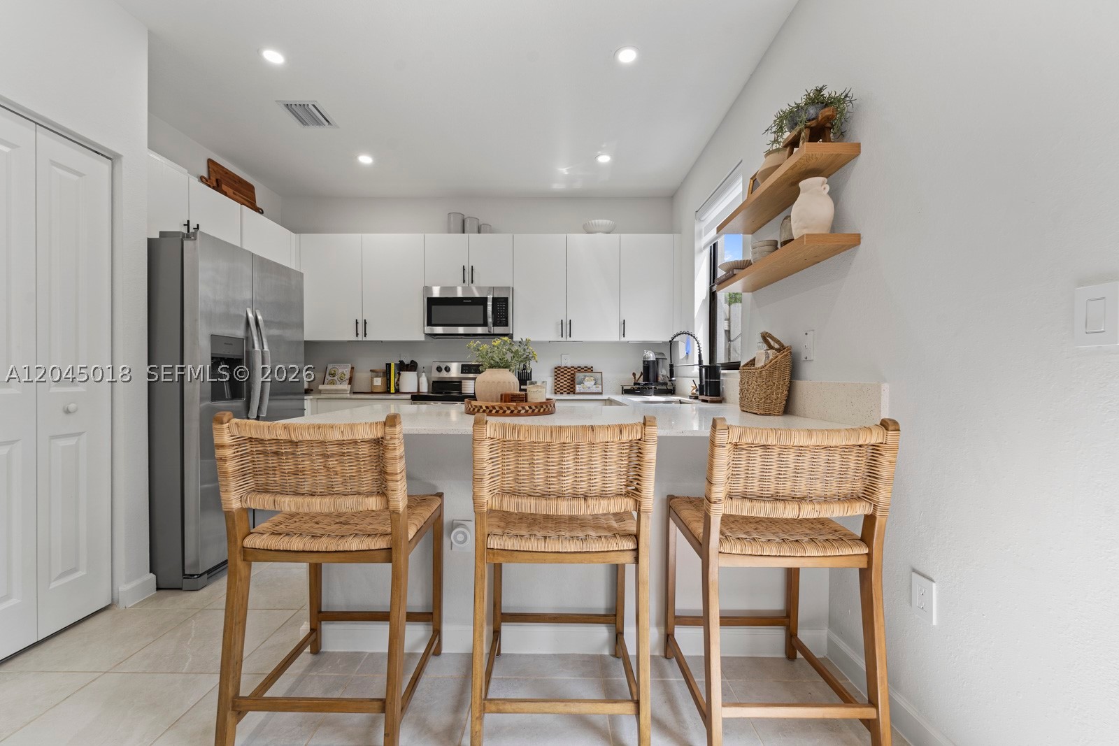 ENCLAVE SOUTH PHASE 2 - Residential