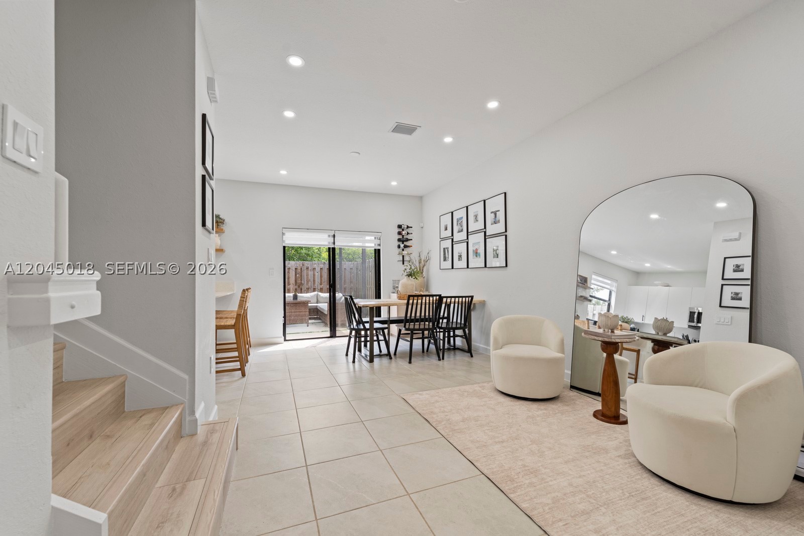 ENCLAVE SOUTH PHASE 2 - Residential