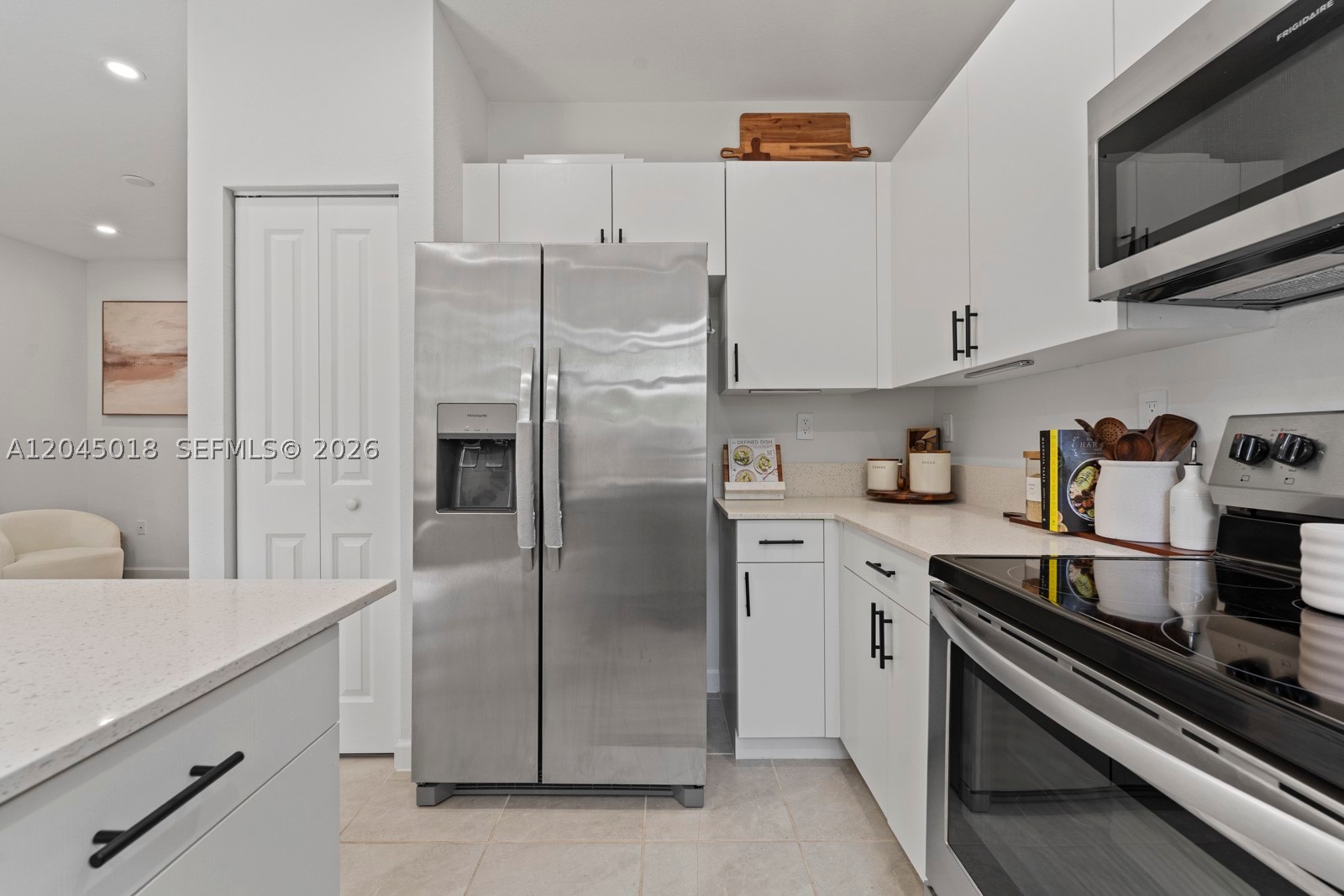 ENCLAVE SOUTH PHASE 2 - Residential