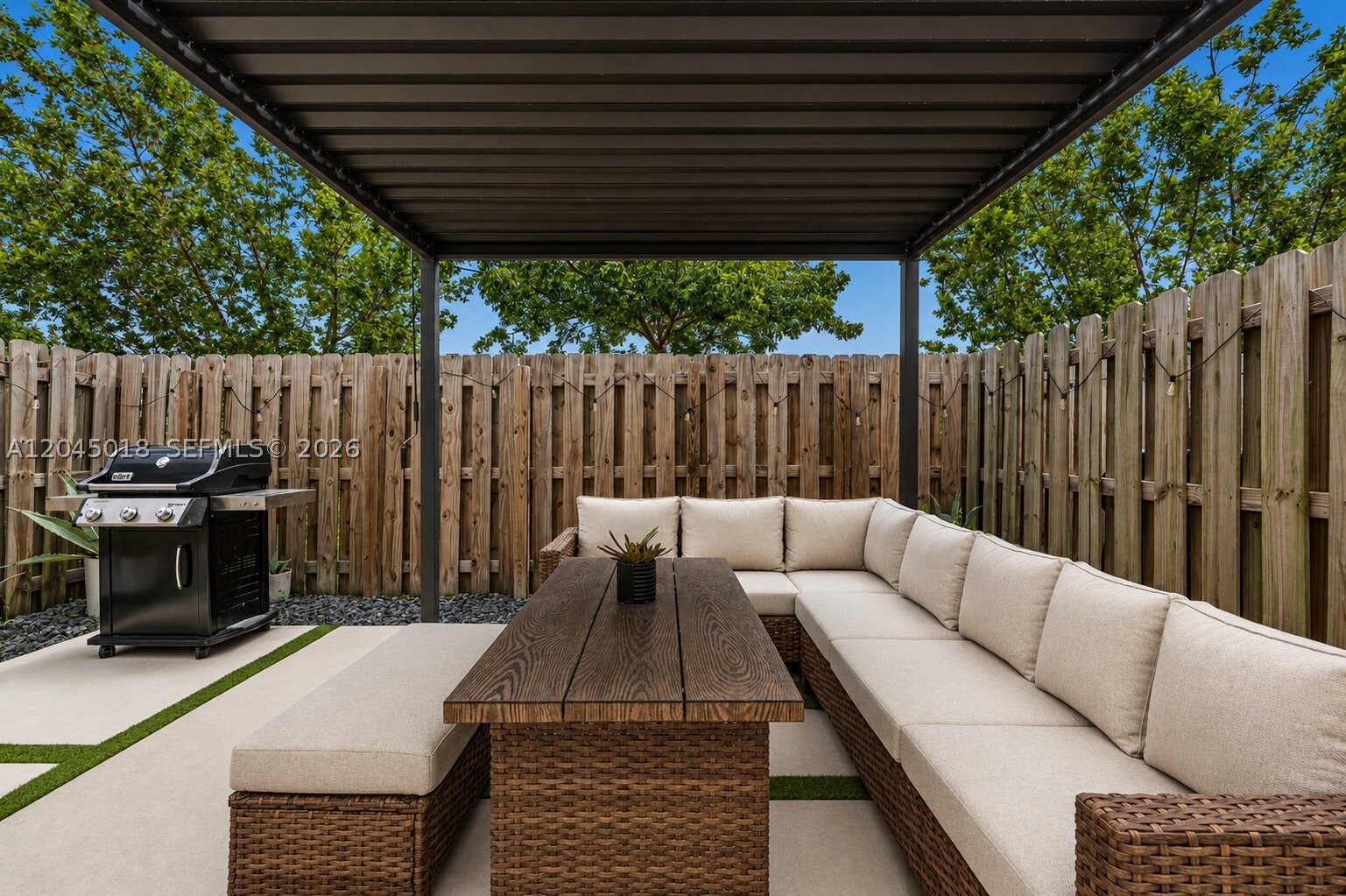 ENCLAVE SOUTH PHASE 2 - Residential