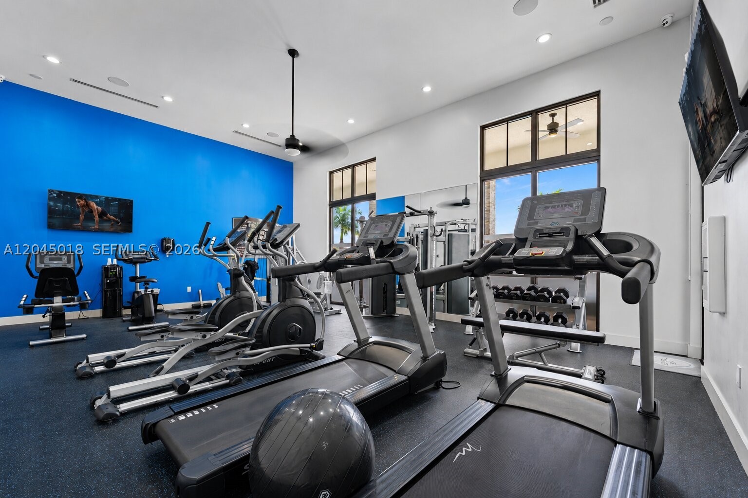 ENCLAVE SOUTH PHASE 2 - Residential