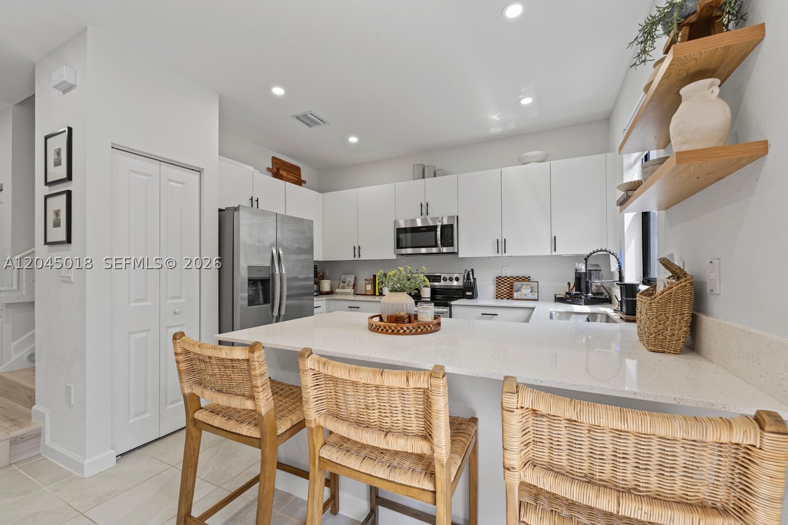 ENCLAVE SOUTH PHASE 2 - Residential