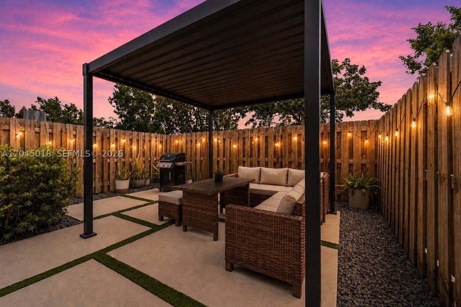 ENCLAVE SOUTH PHASE 2 - Residential