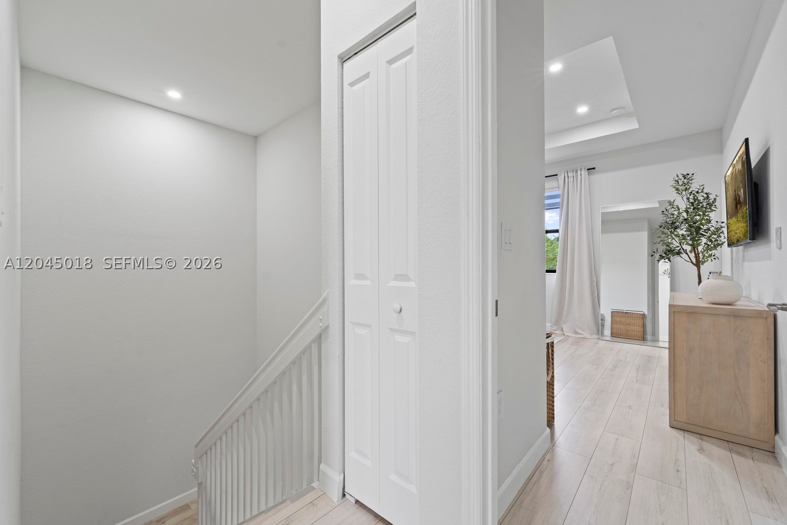 ENCLAVE SOUTH PHASE 2 - Residential